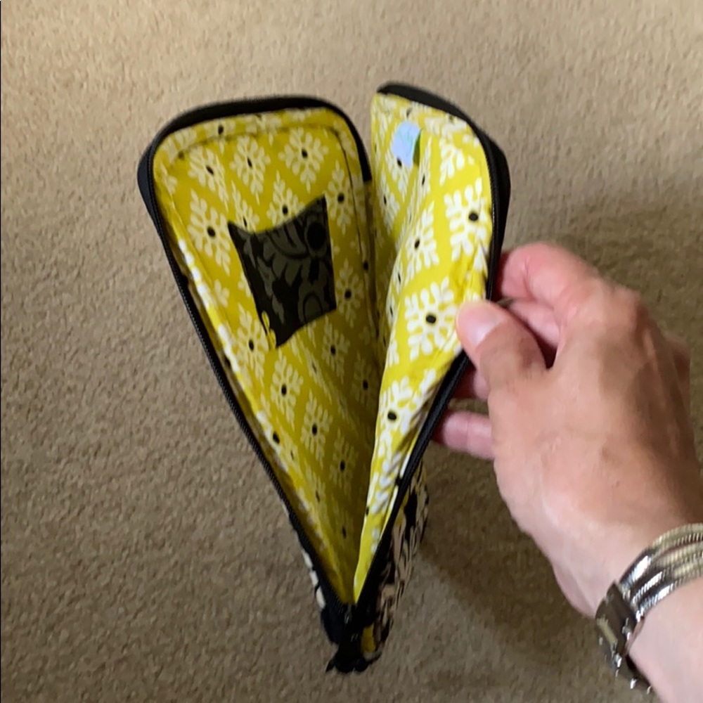 Tablet case - Picture 2 of 2